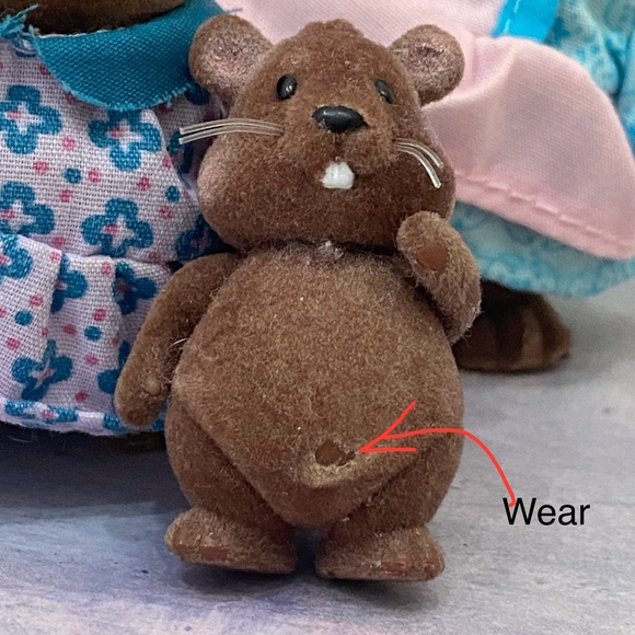 CALICO CRITTERS Lil Woodzeez Waterwaggle Beaver Family Figures - Picture 10 of 10